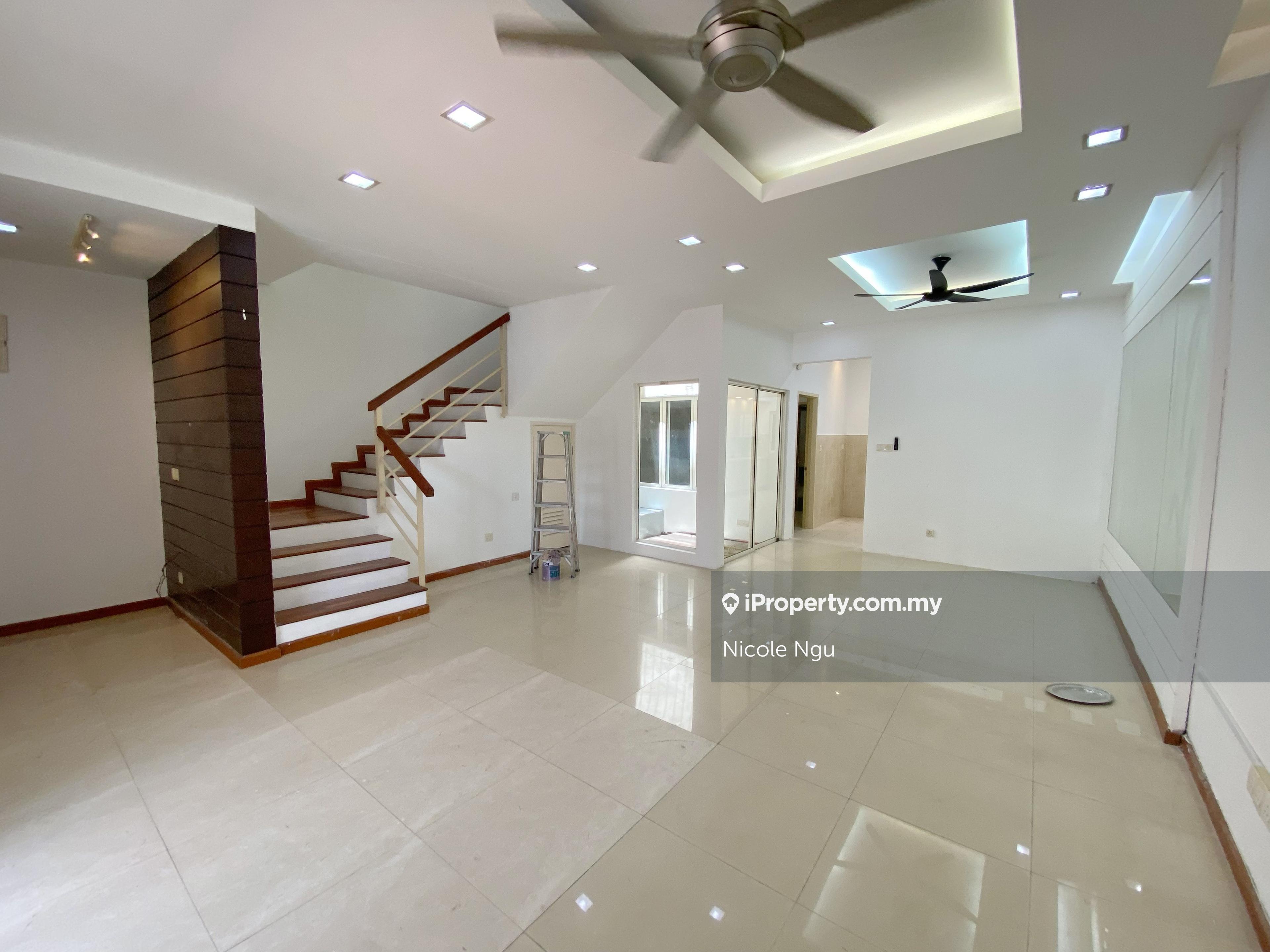 Sunway Spk , Partially Furnished 