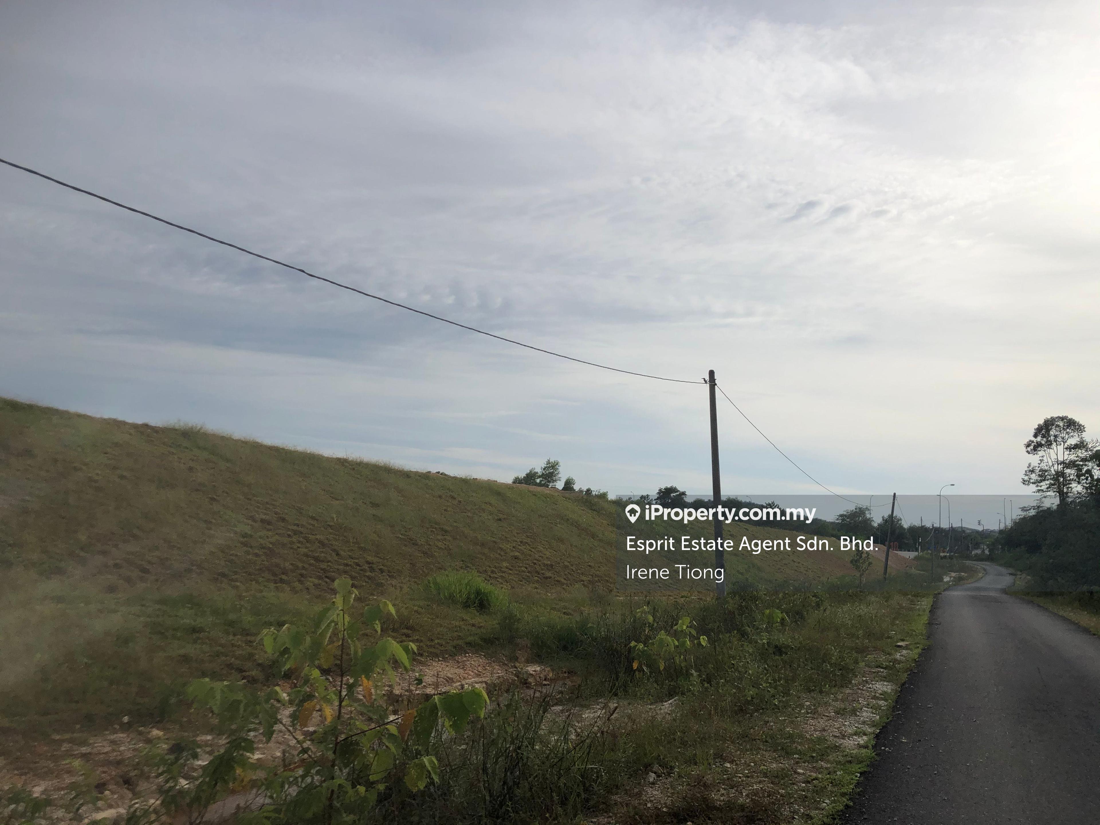 Commercial land for Sale