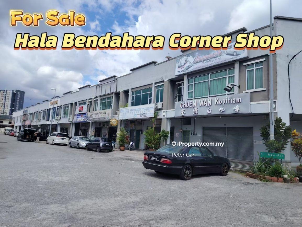 Pasir Putih Bendahara 2 Storey Corner shop