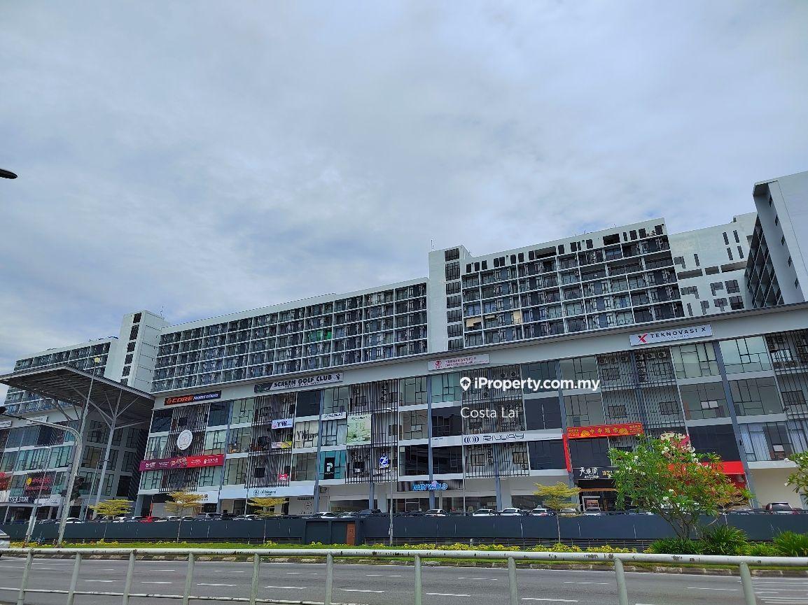 Brand new Fully furnished unit