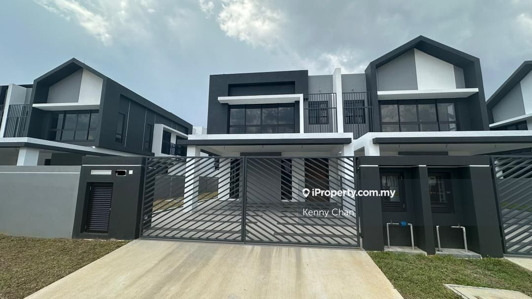 Casablanca-Alam Impian-Brand New-Double-Storey Semi D Cluster-Partiall