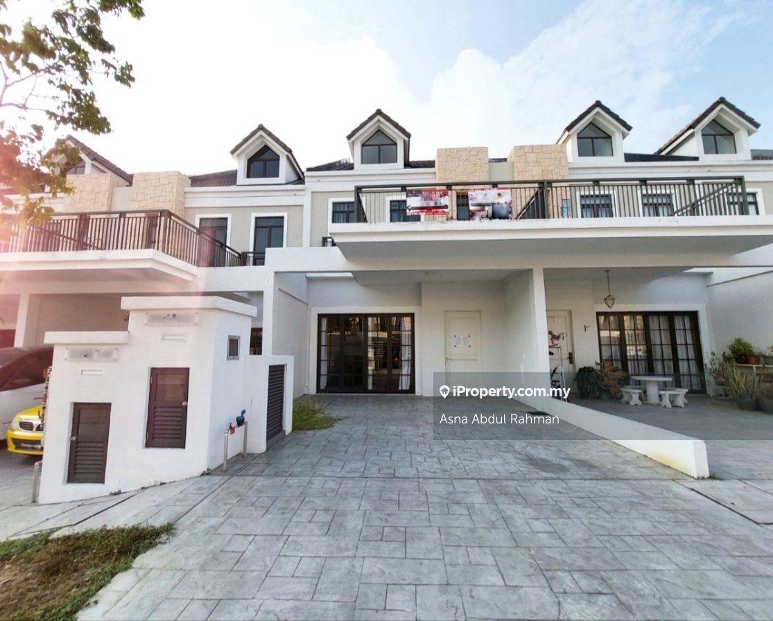 Nice Cheapest Furnished Unit Double Storey Terrace at Monet Springtime