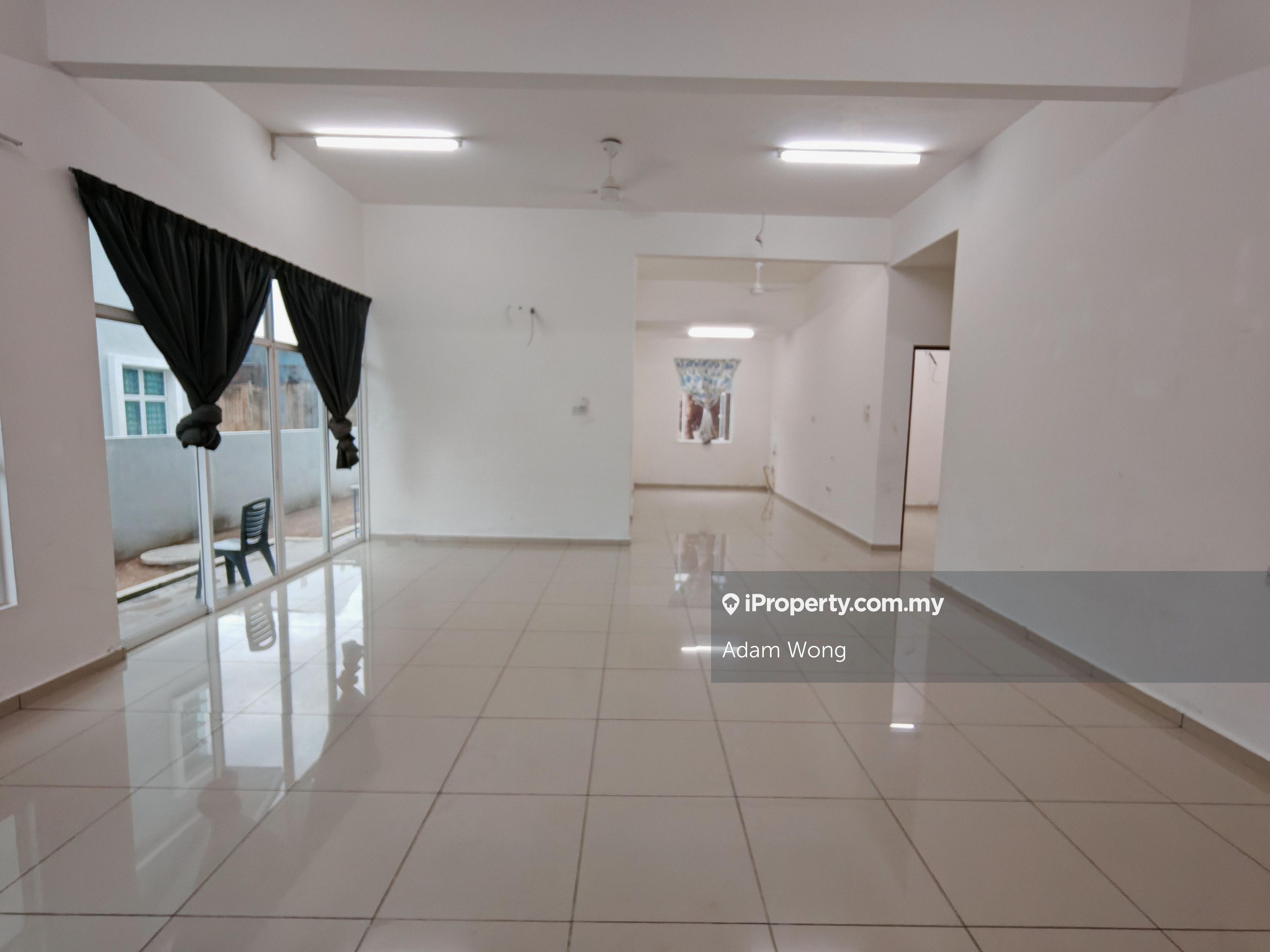 Big House Double Storey Semi D Gated Guarded Sp Saujana For Rent