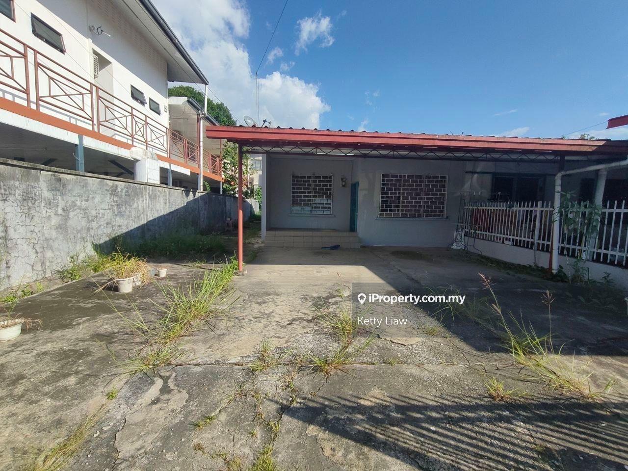 Below Market Value For Sale Single Storey Taman Kionsom, Inanam