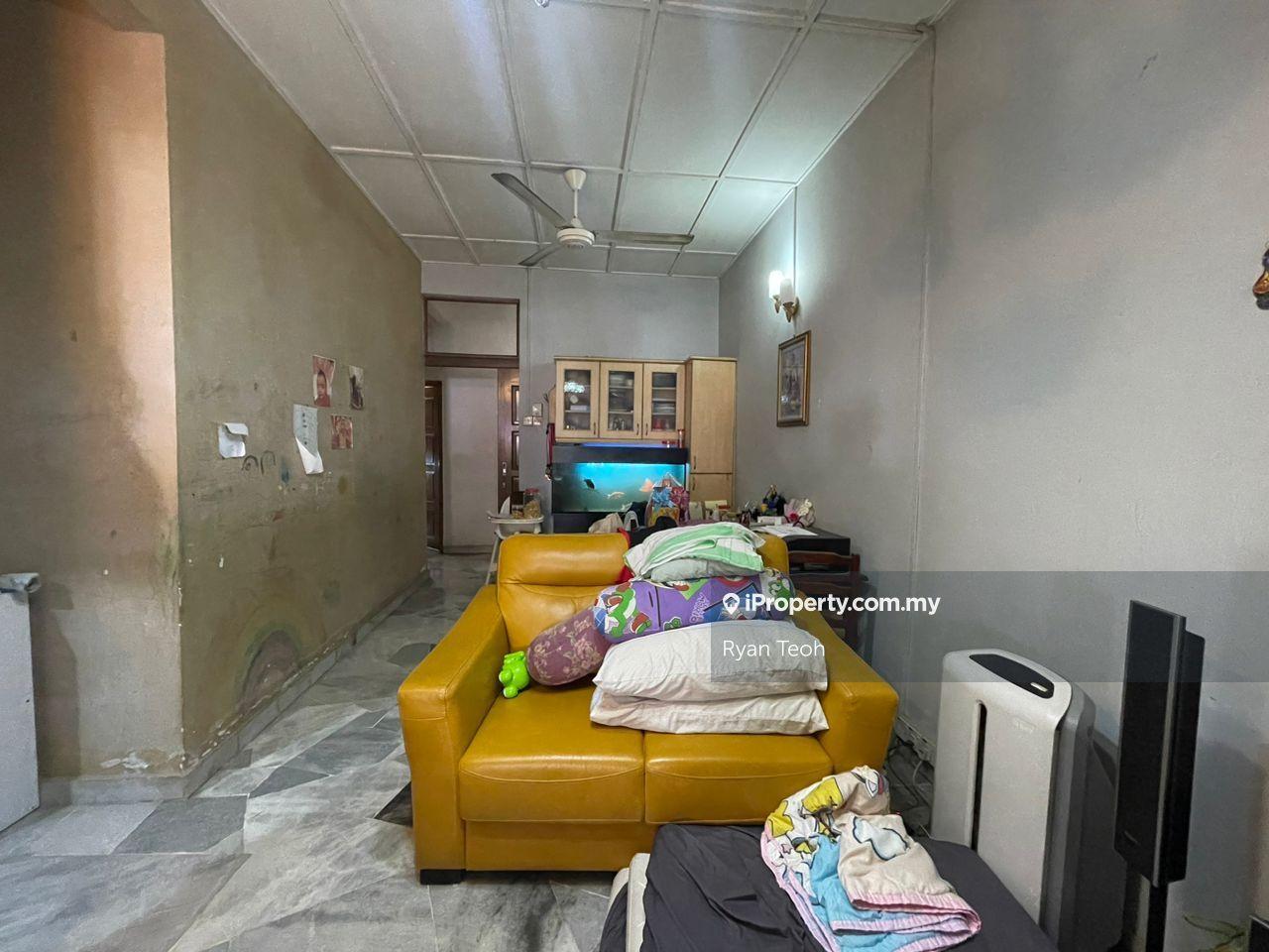 Freehold, Gated Guarded, Near MRT Station, Very Limited Unit, Extended