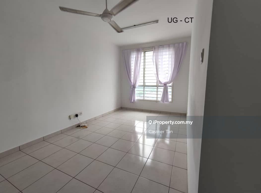 Cheap Rent and Good Condition Basic Unit at Trifolis only 1.2k!