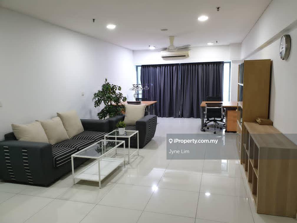 Superb Deal. Walk to KLCC, LRT. Many Units Available for Options!