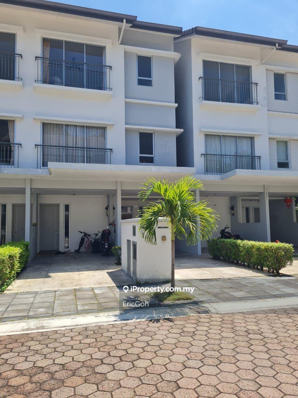 One and a Half Storey Townhouse in Montbleu Residence Sunway City Ipoh