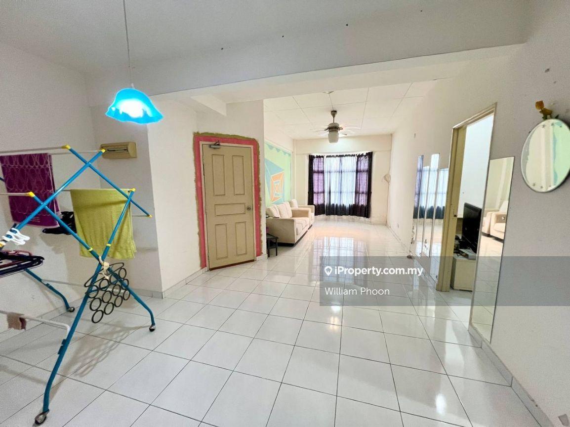 Vista Seri Alam Apartment