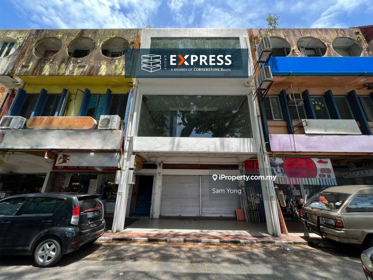 Triple Storey Inter Shoplot at Jalan Cythula (Old Man Street), Miri