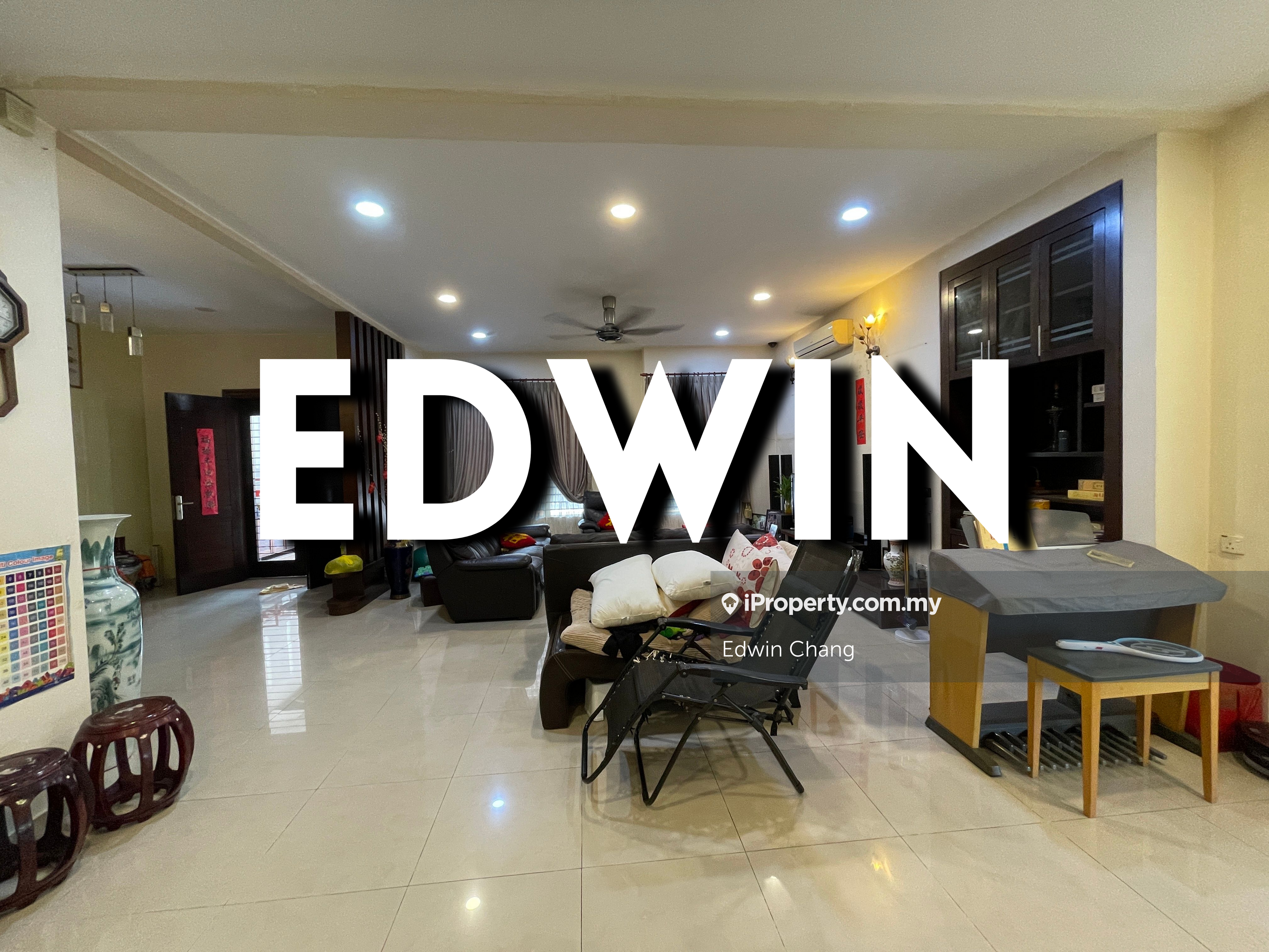 2 Storey Semi-D with Very Big Land & Massive Extension For Sale