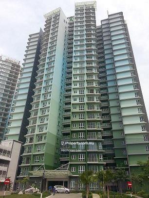 Duplex Unit, 1,910 Sqft