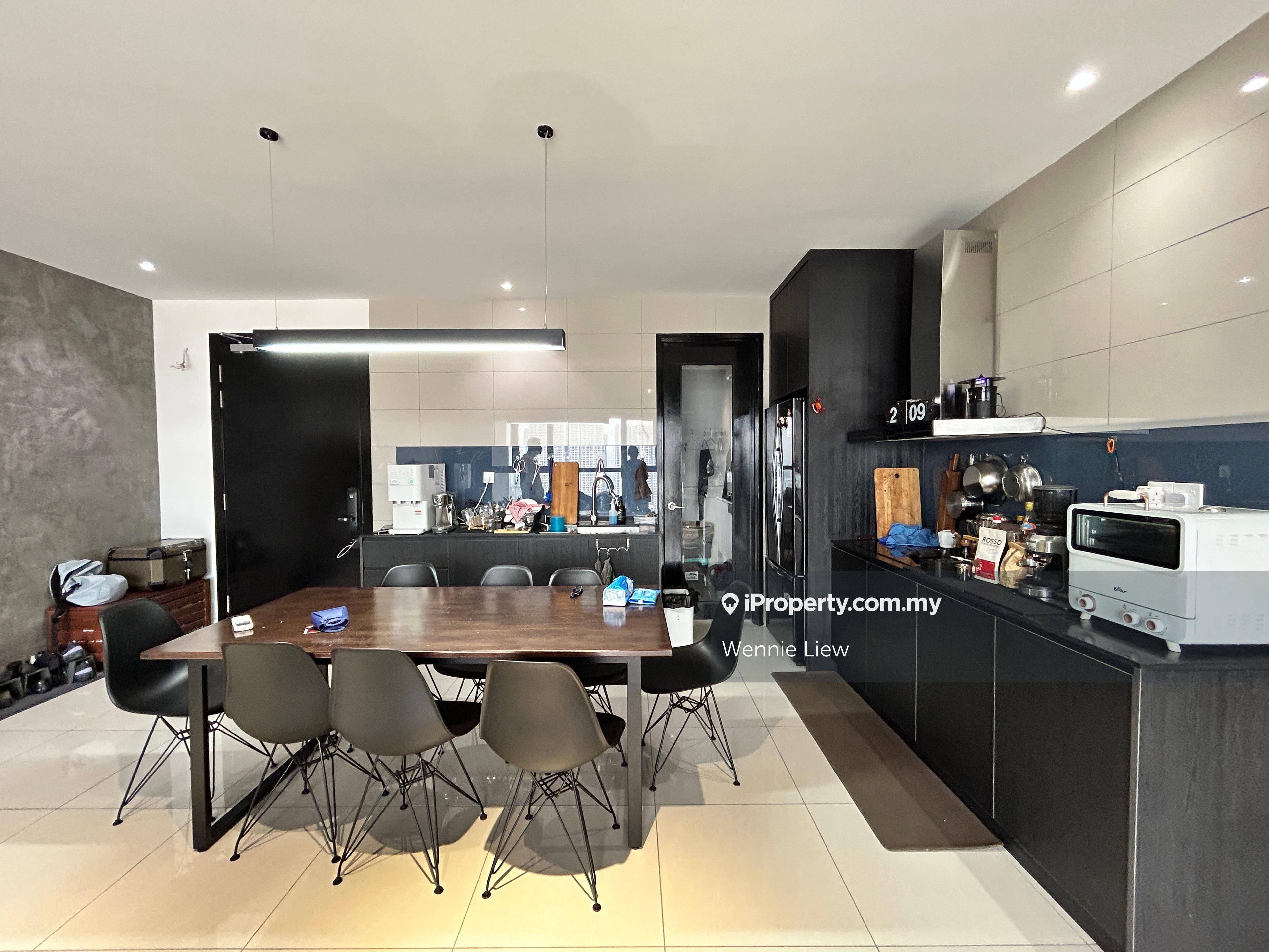 Stylish Designer Unit for Sale at Secoya Residence