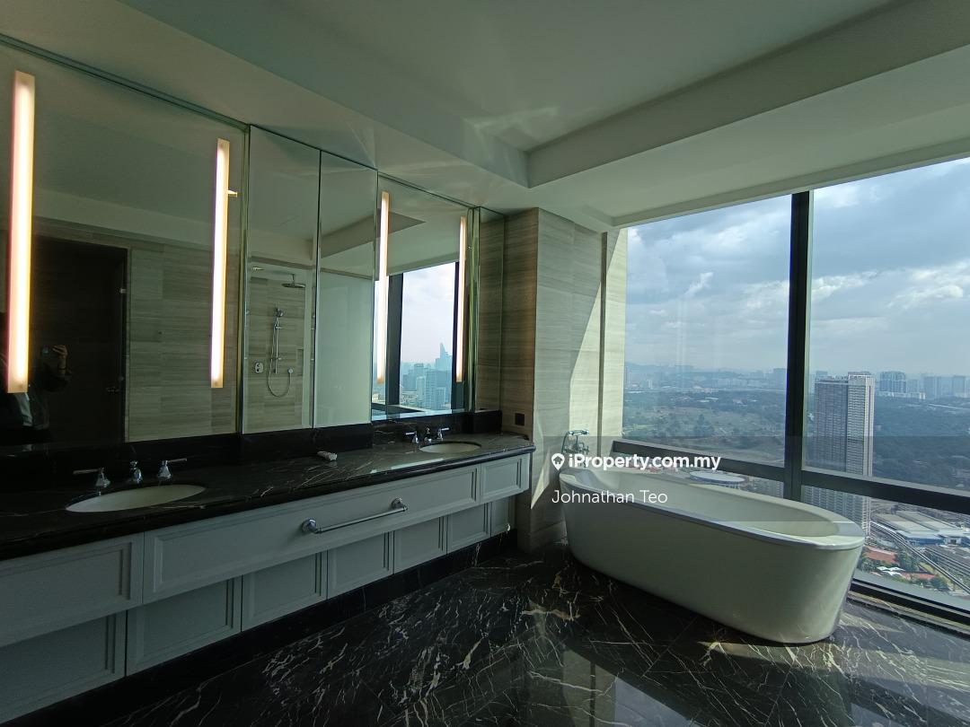 St Regis Fully Furnished For Sale !
