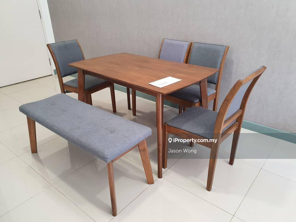 Brand new unit with tenanted lease