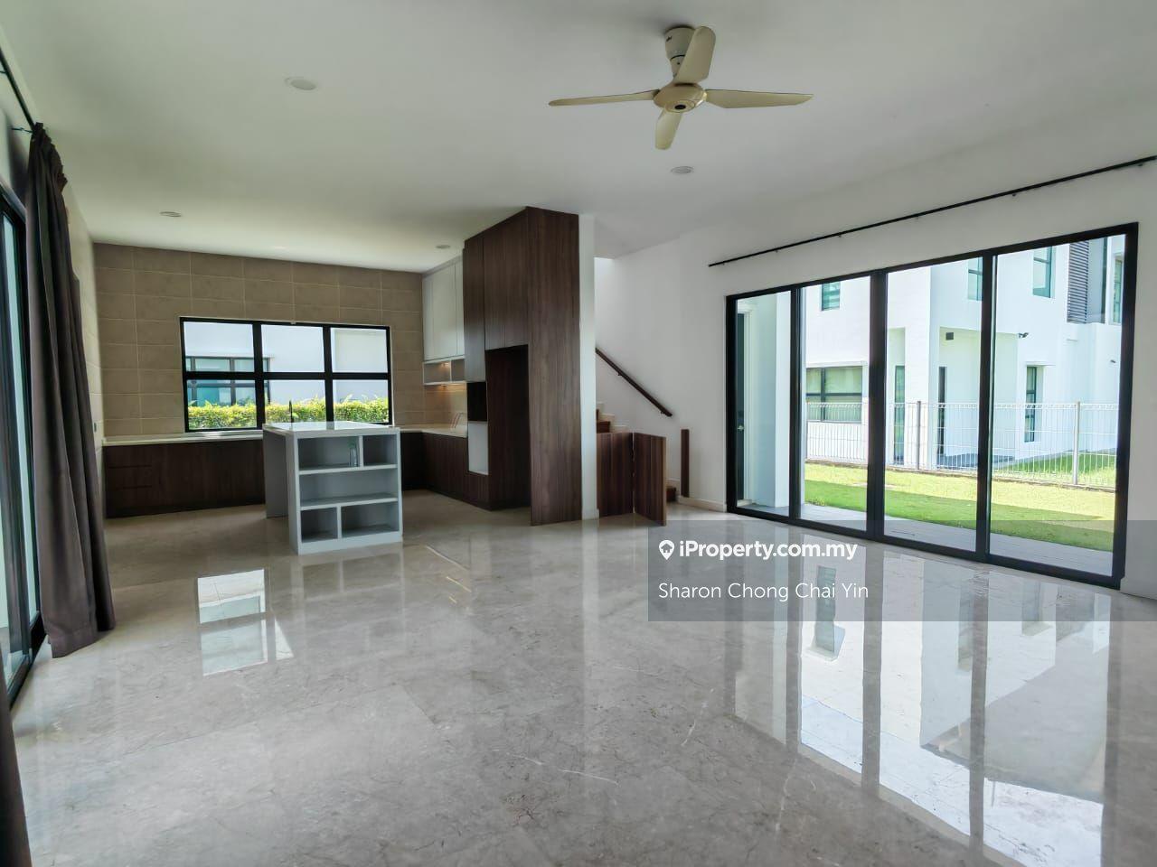 East ledang 2 storey bunglow unblock view, good condition