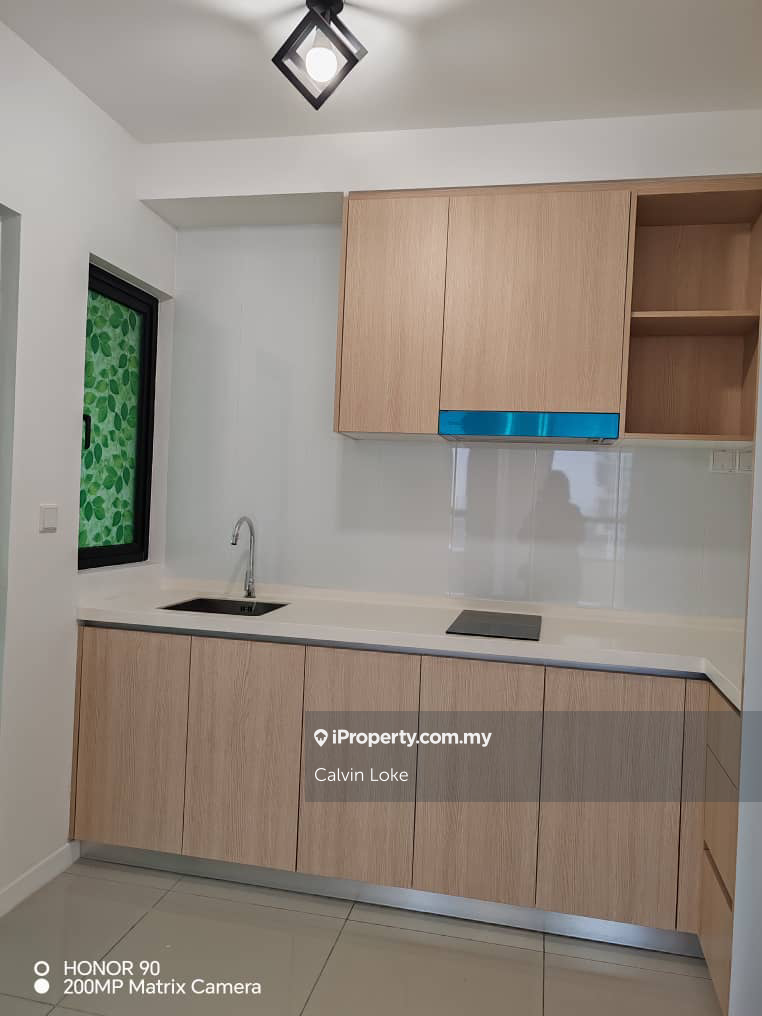 Southplace Specialist with Many Units on Hand (Ask for More)