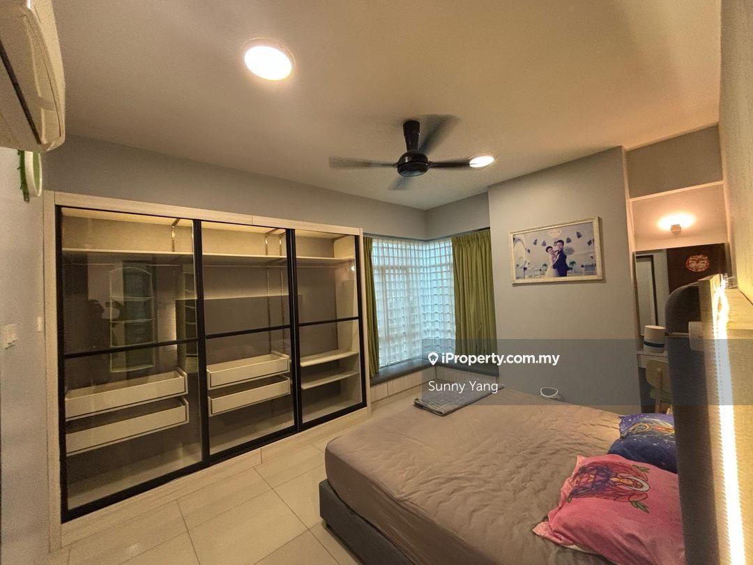 Berjaya Condominium Corner Unit Free 300mbps Wifi & Fully Furnished!!