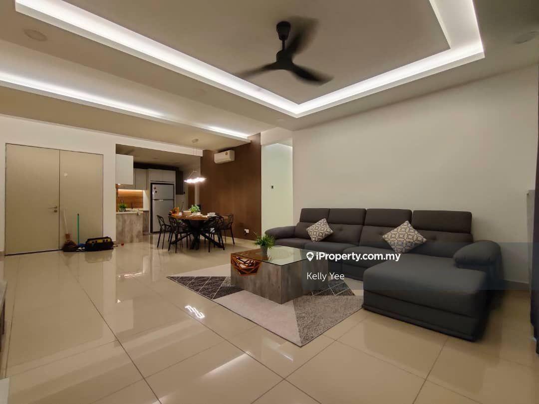 Royale Infinity Condominium for Sale