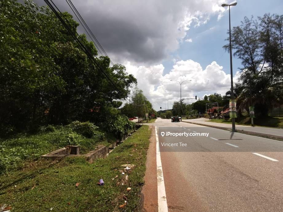 4.65 Acre Residential Lanf Mainroad Frontage Uitm Alor Gajah Melaka