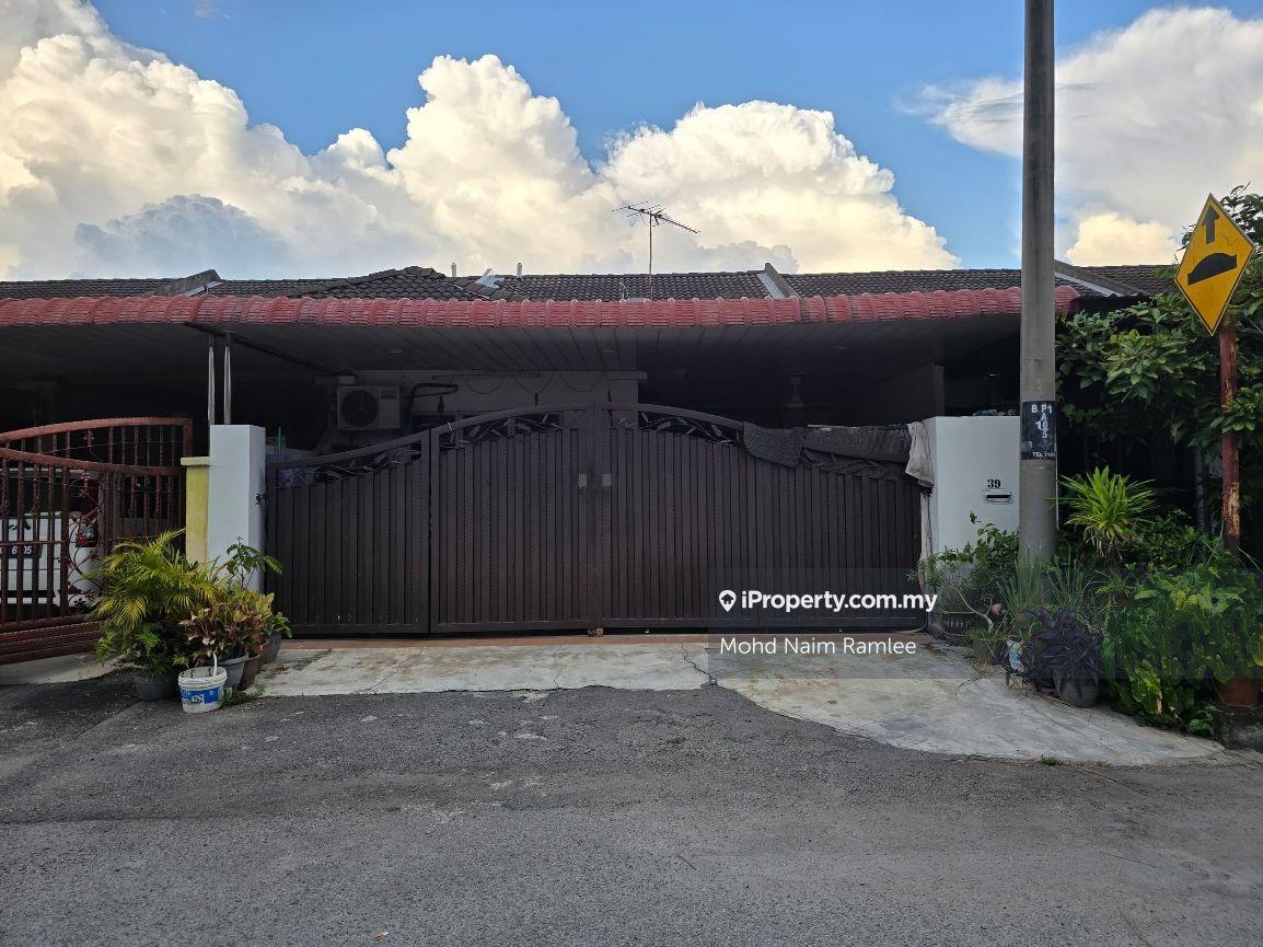 Teres Setingkat Renovated 4-Bilik Bertam Perdana 3 For Sale
