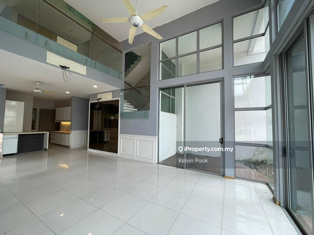Below Market Schubert End Lot Superlink In Symphony Hills Cyberjaya