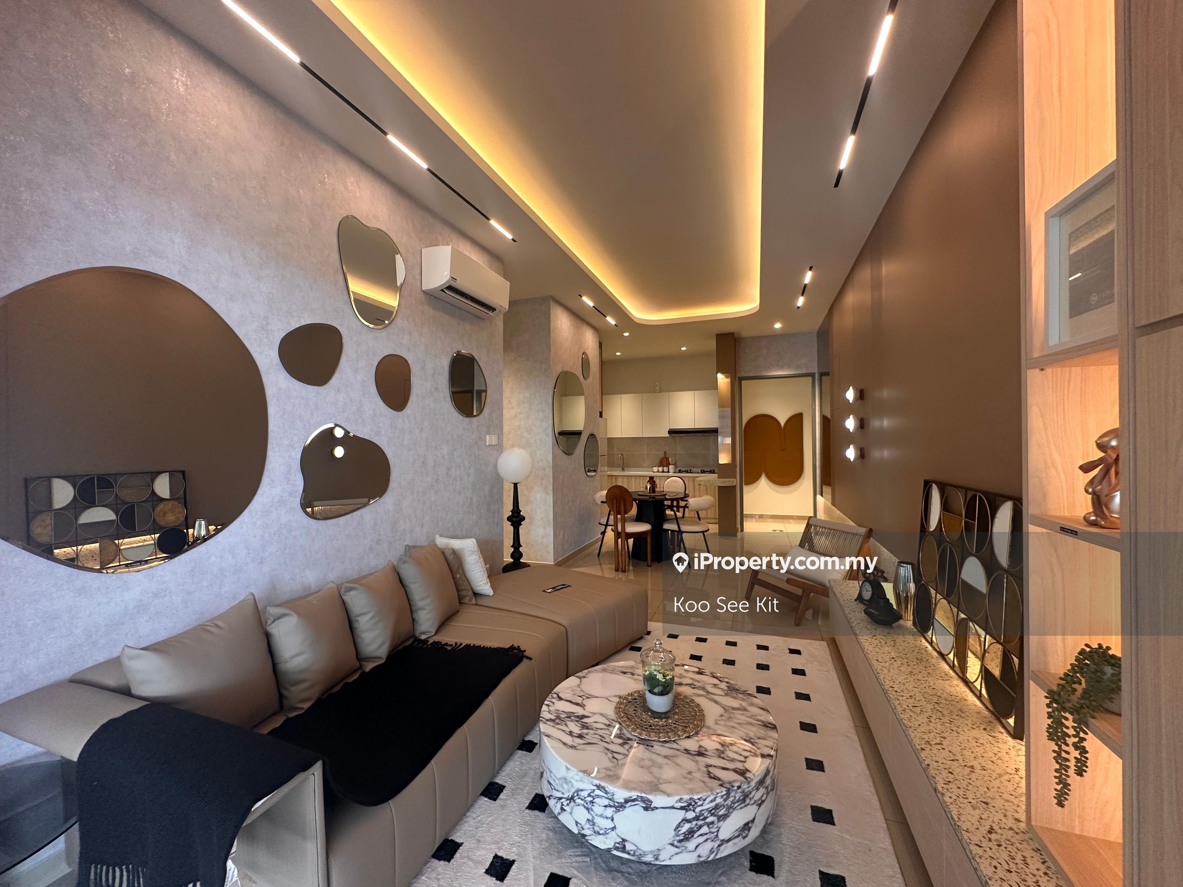 Freehold 2 Bed 2 Bath Apartment 778 sqft, Taman Daya Johor Bahru