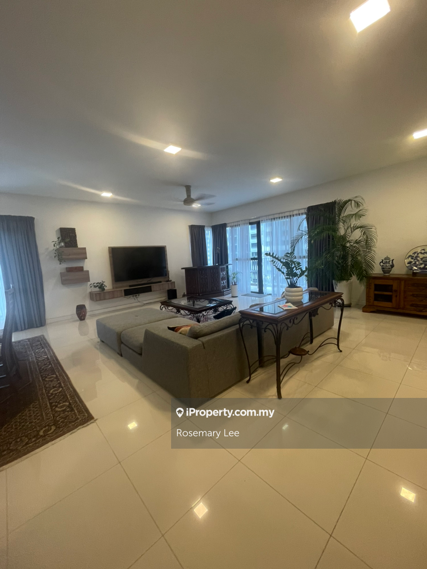 Spacious unit 