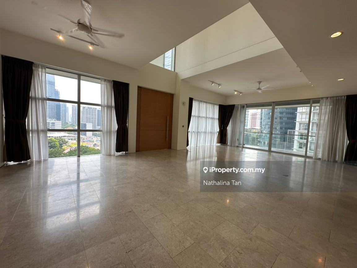 Park Seven duplex KLCC view. 100m to KLCC park, 1km to golf course