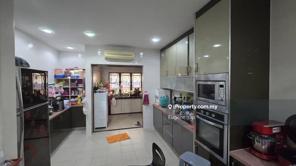 3 Storey house, Renovated