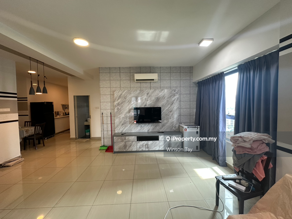 Private lift, Fully Furnished 