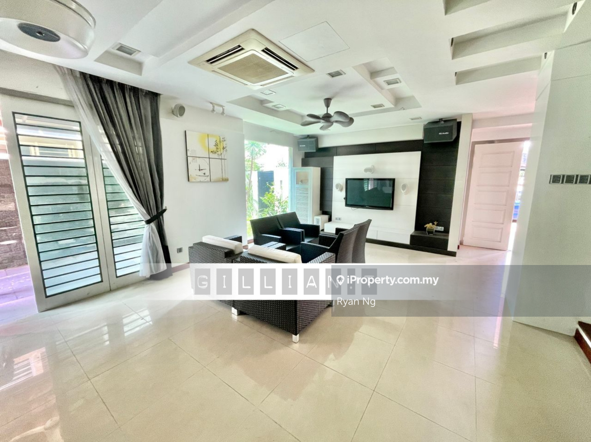 Bay Garden Gated Guarded Bungalow