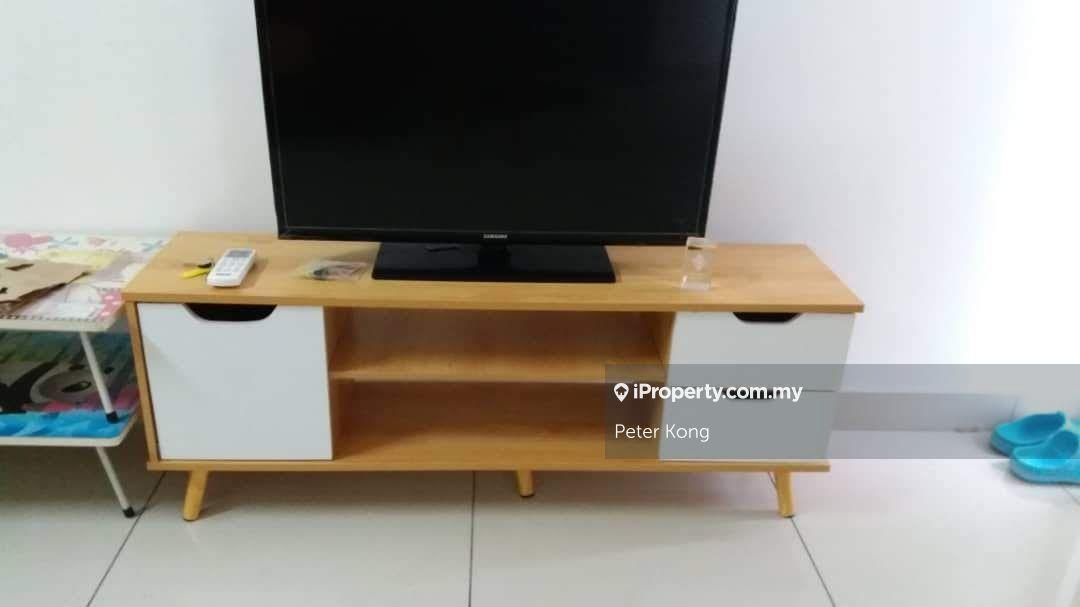 You Vista one room unit for rent and walking distance to MRT station