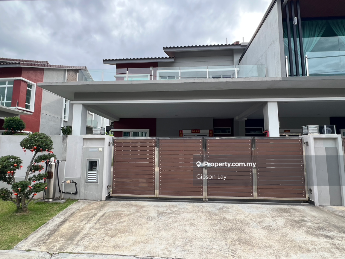 Taman Kluang Perdana Double Storey semi D
