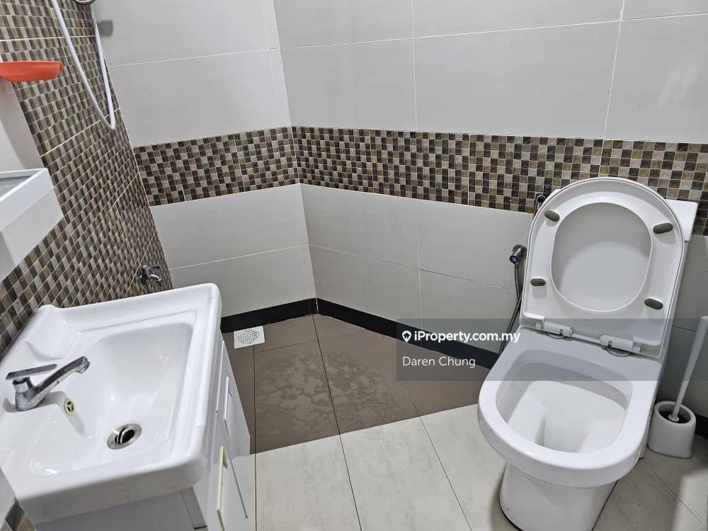 Satria Residence 3 bedroom unit for sale