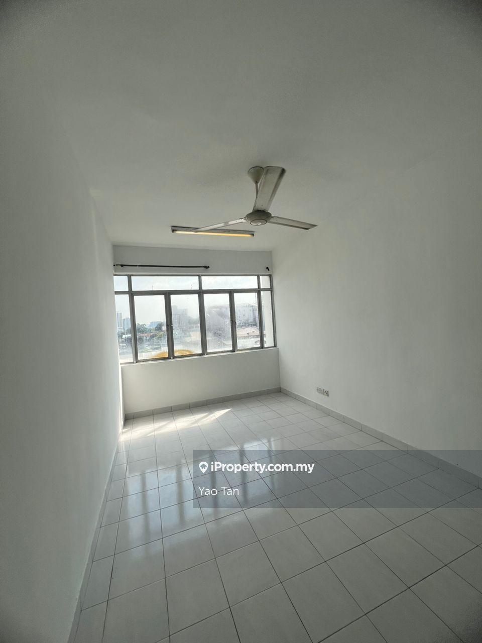 Taman Bukit Pelangi Apartment Middle Floor