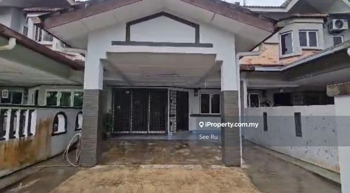 Double-Storey Terrace in Indahpura, Kulai 