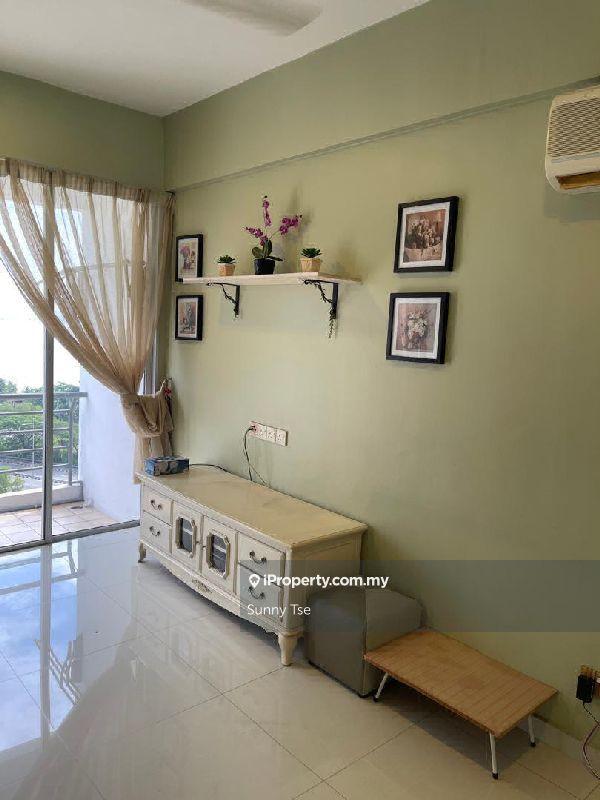 Putra Place B5 Seaview Reno Furn near Queensbay