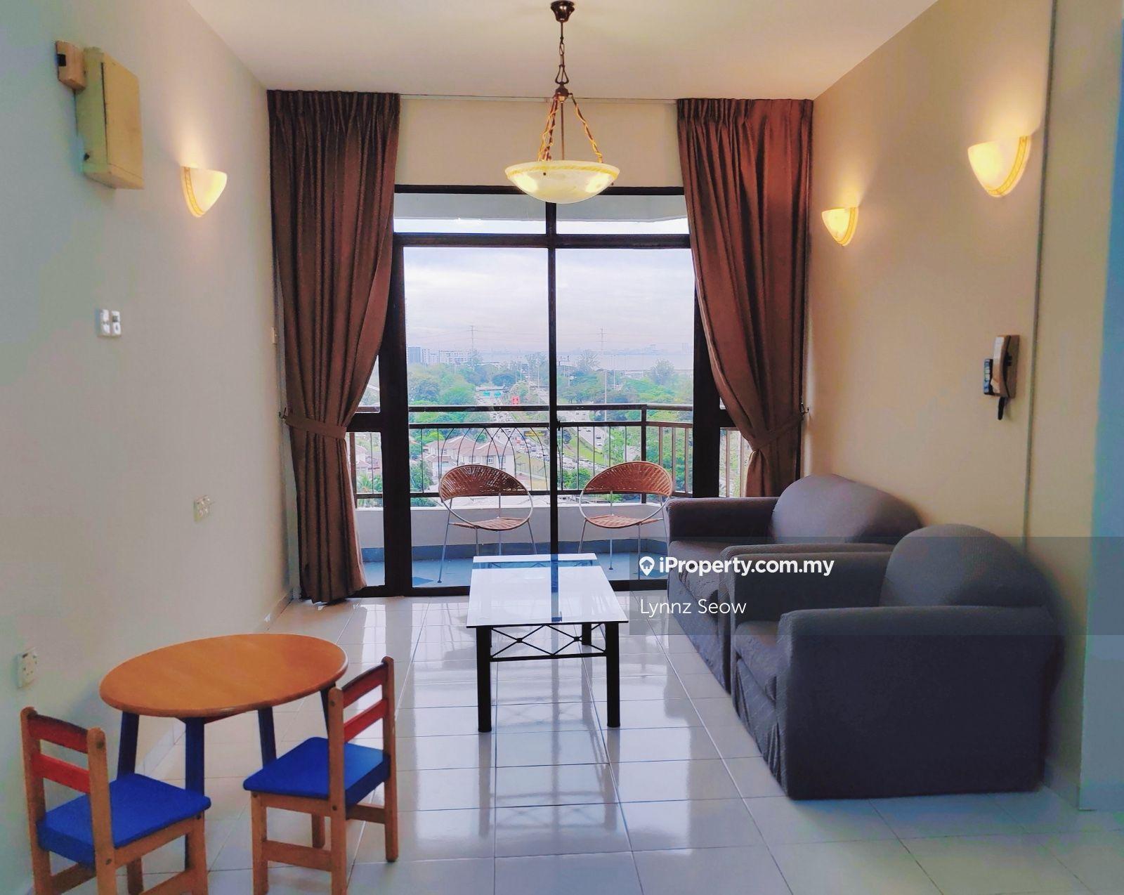 E Park Fully Furnished nearby USM 1 carpark rare unit in market