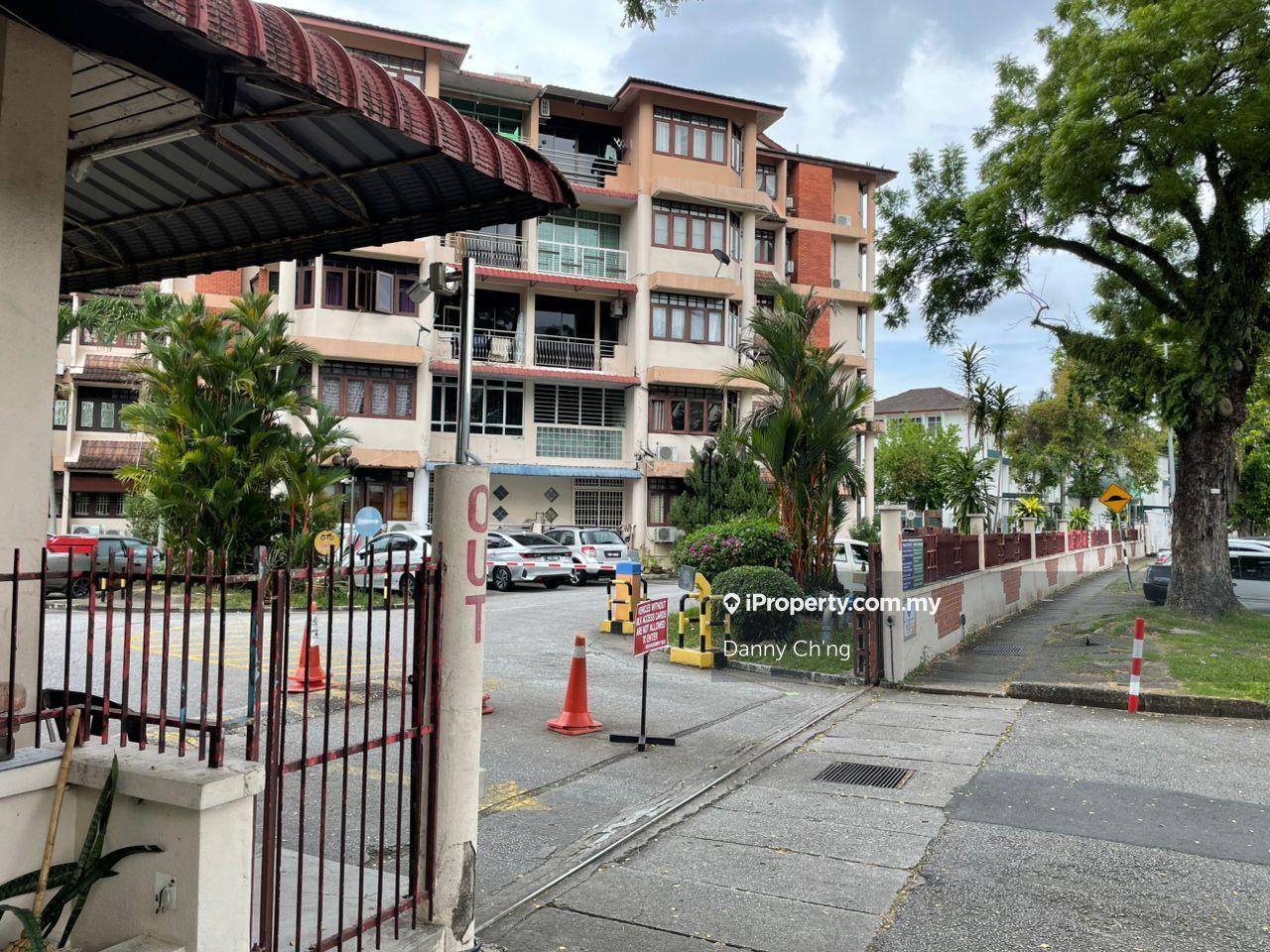 Medan lumba kuda newly renovated for rent.