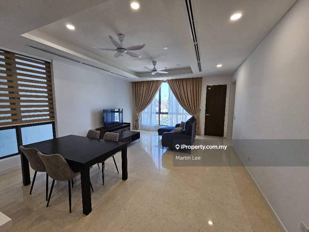 D'Rapport 2 bedrooms unit with KLCC view