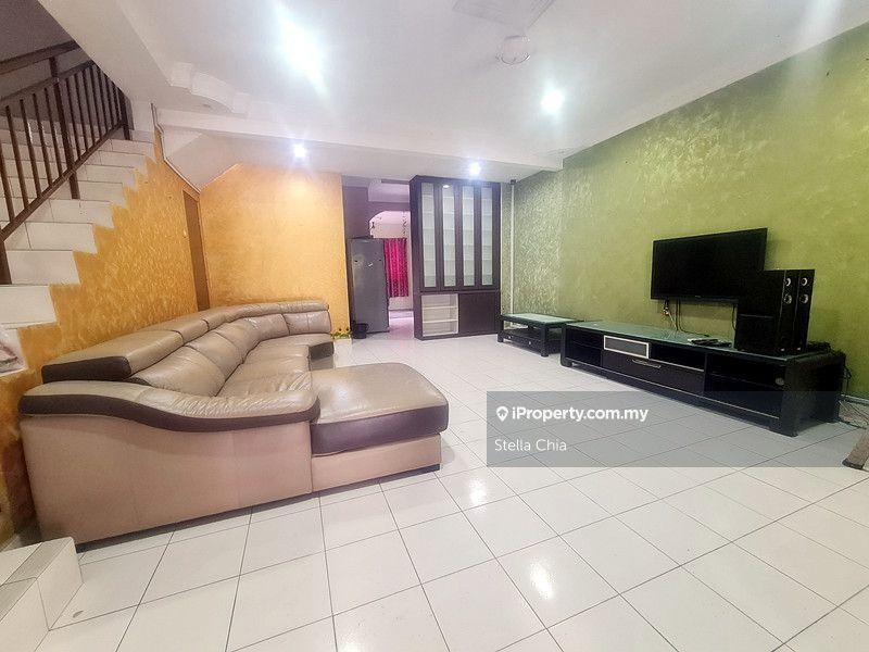 2 Storey Renovated Terrace House, Unblocked View