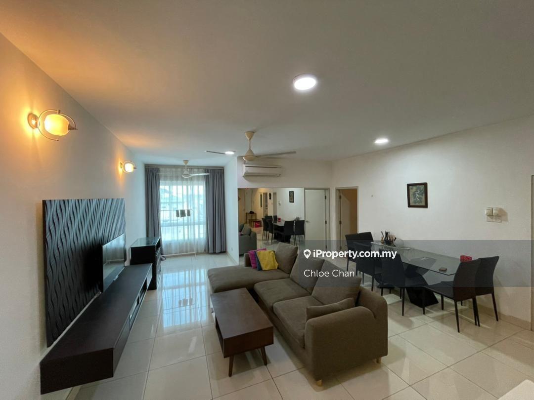 V Residence 3 @ Sunway Velocity 1022sf 2r2b Near MRT Unit For Sale