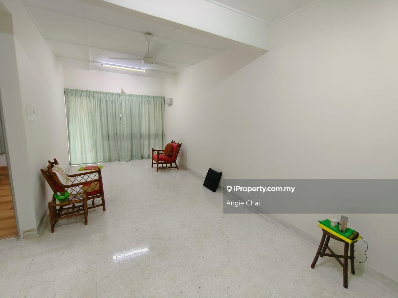 Freehold Corner 1-Storey Link House @ Ss5 Kelana Jaya 