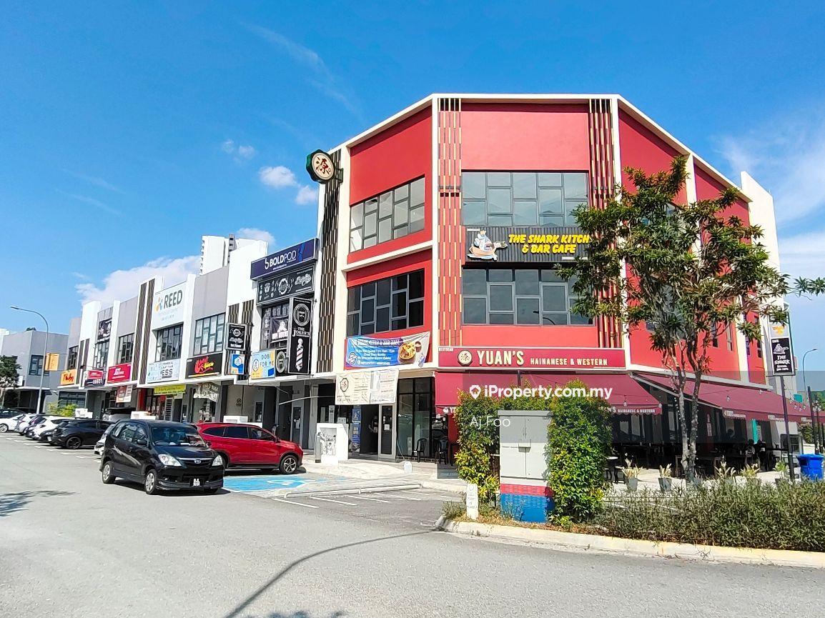Corner Lot Shop for Sale