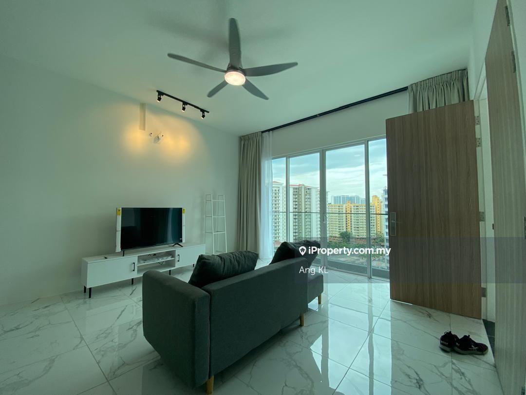 Quaywest in Bayan Lepas near Queensbay 1469sf Fully Furnished Seaview
