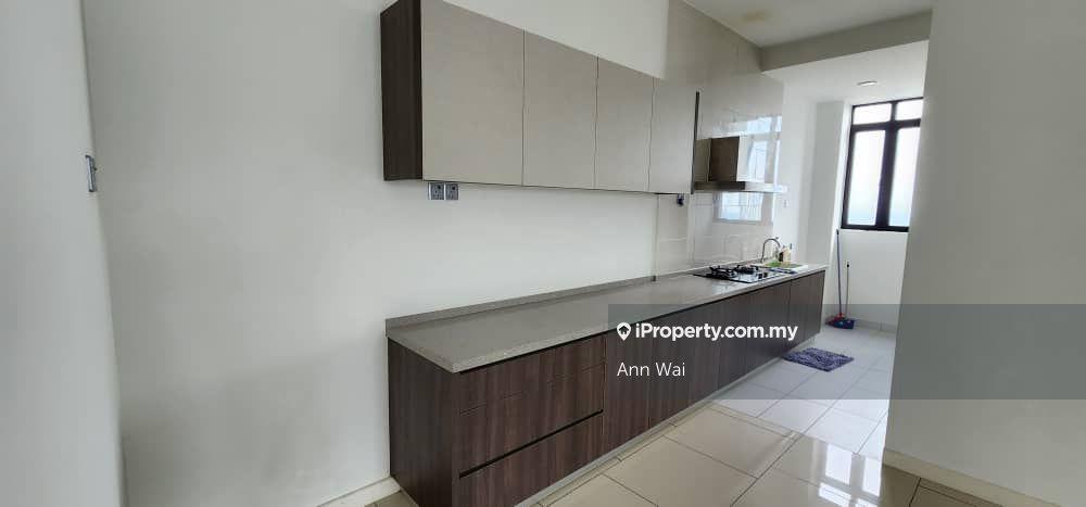 Seri Puteri Hills Unit For Sale,Freehold Puchong Condo Dijual,Spacious