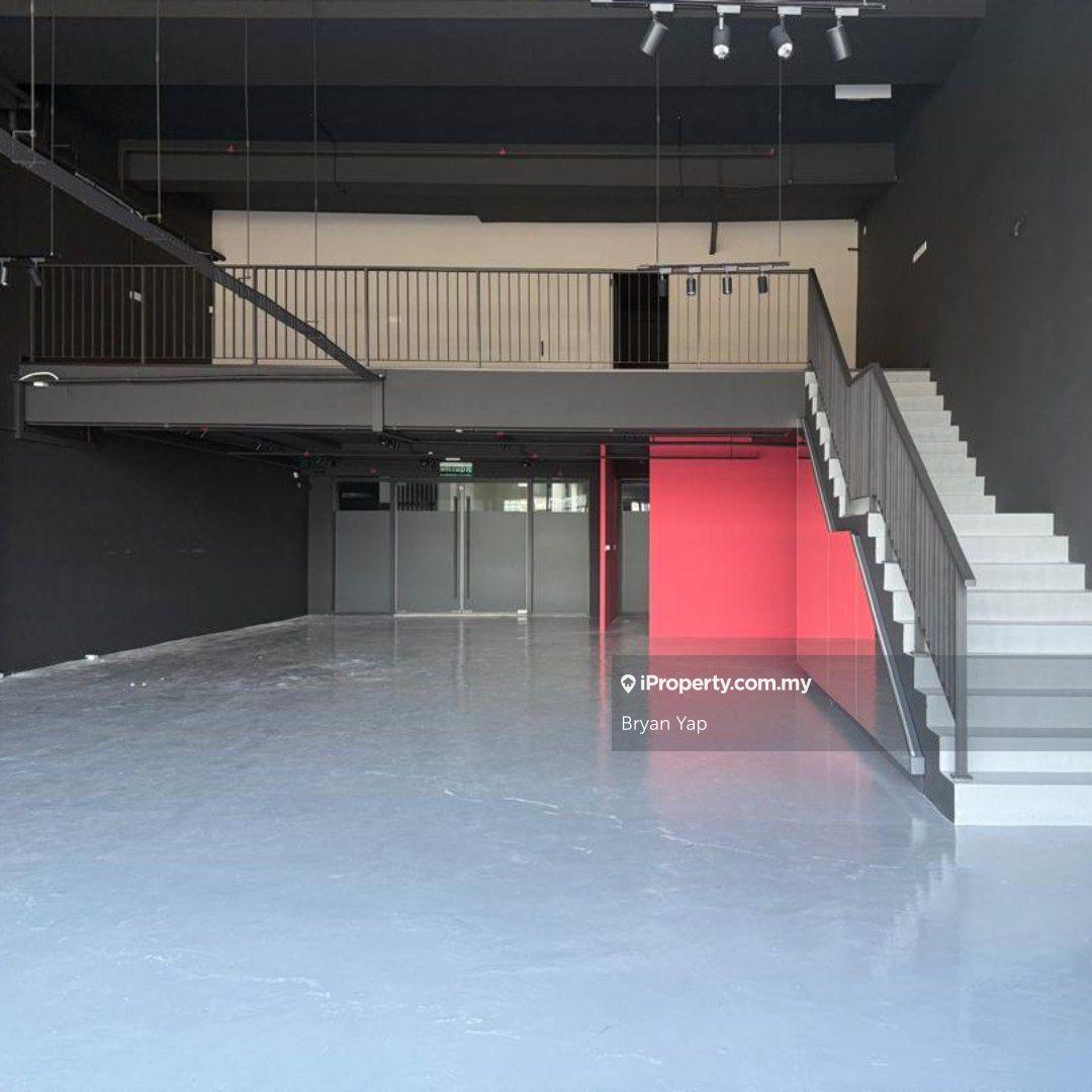 Show Room / Gallery / Retail @ Emhub, Kota Damansara