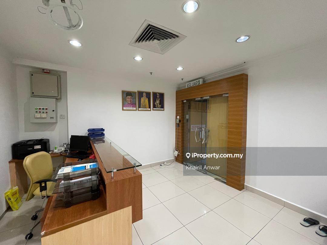 Few offices units available. Fully tenanted.