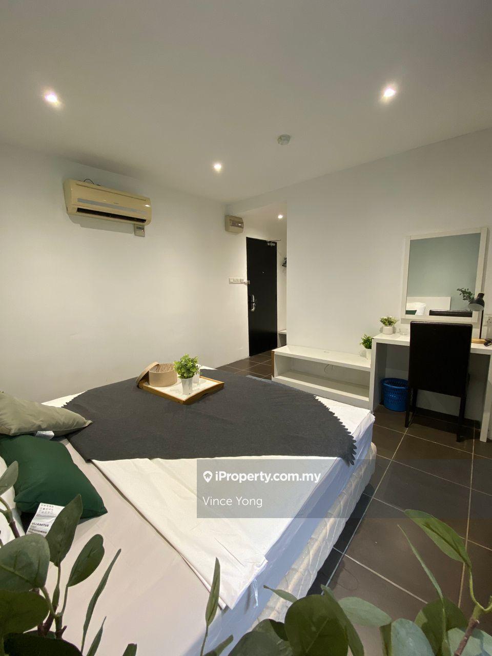 Furnished Room attach Private Toilet at Damansara Perdana